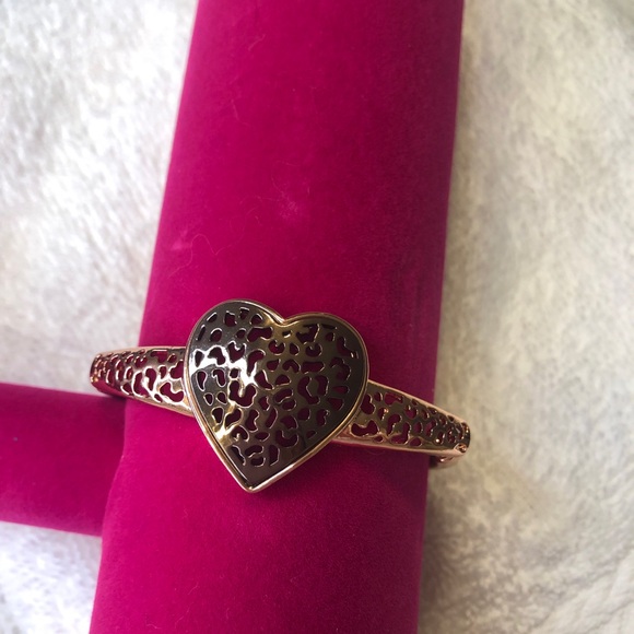 NWT. Animal Filigree Bracelet by Studio 1886 from Avon - Picture 1 of 5